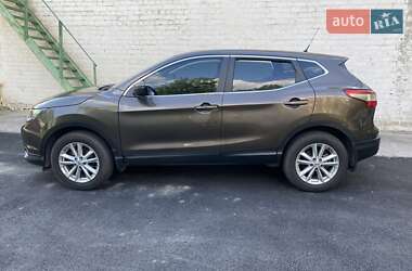 Внедорожник / Кроссовер Nissan Qashqai 2017 в 