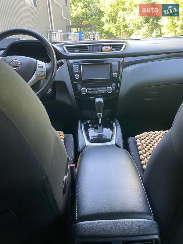 Внедорожник / Кроссовер Nissan Qashqai 2017 в Днепре