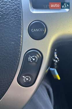Внедорожник / Кроссовер Nissan Qashqai 2011 в 