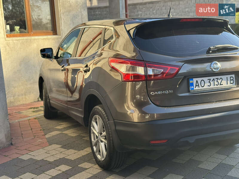 Внедорожник / Кроссовер Nissan Qashqai 2017 в Мукачево