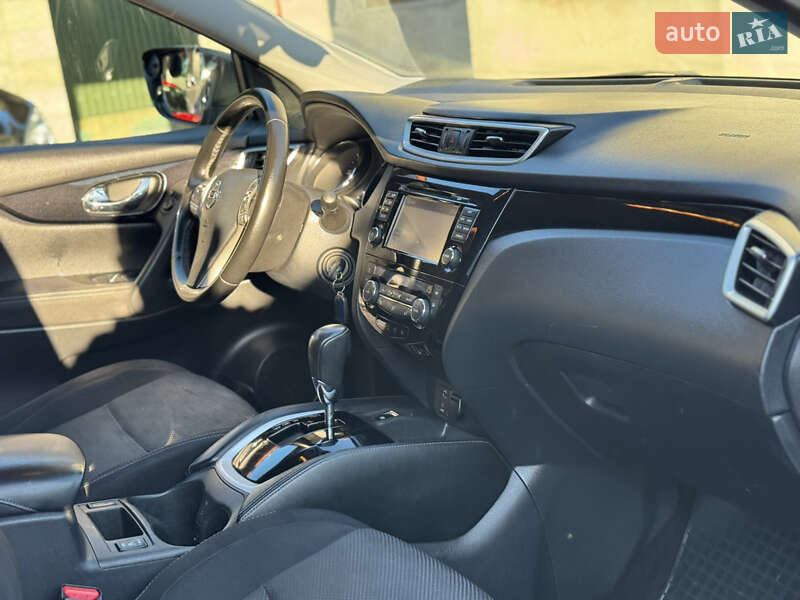 Внедорожник / Кроссовер Nissan Qashqai 2017 в Мукачево