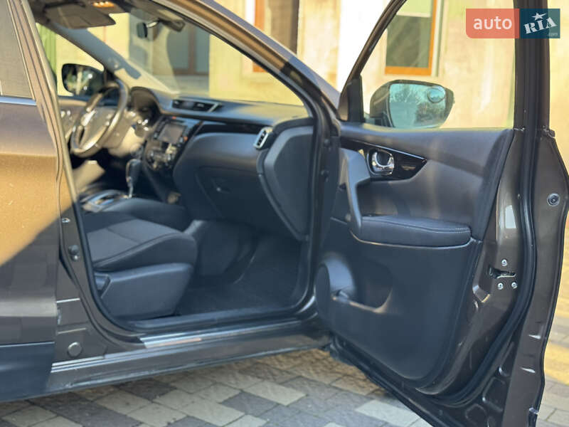 Внедорожник / Кроссовер Nissan Qashqai 2017 в Мукачево