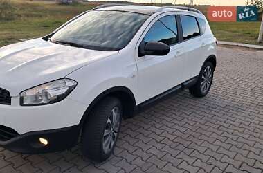 Внедорожник / Кроссовер Nissan Qashqai 2010 в Луцке