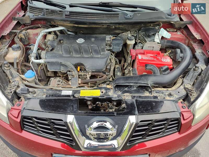 Внедорожник / Кроссовер Nissan Qashqai 2010 в Каменец-Подольском
