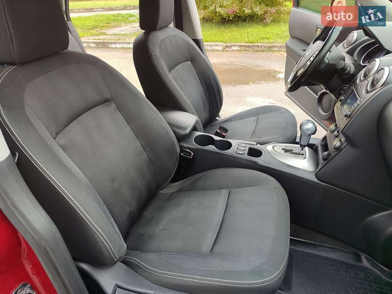 Внедорожник / Кроссовер Nissan Qashqai 2010 в Каменец-Подольском
