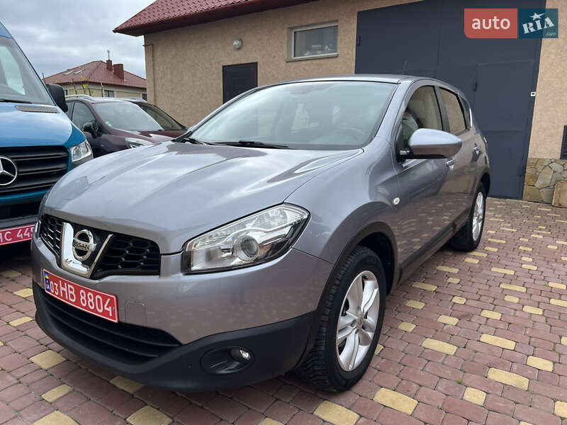 Внедорожник / Кроссовер Nissan Qashqai 2010 в Тернополе