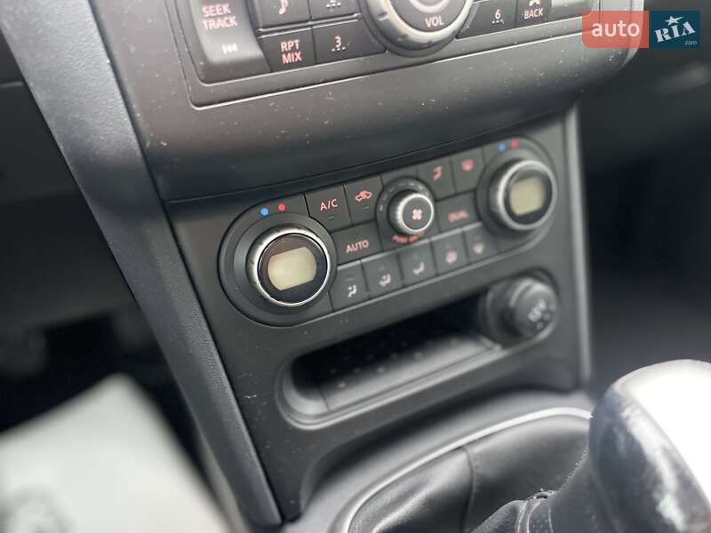 Внедорожник / Кроссовер Nissan Qashqai 2010 в Сумах