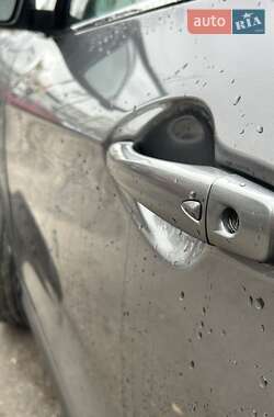 Внедорожник / Кроссовер Nissan Qashqai 2014 в 