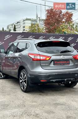 Внедорожник / Кроссовер Nissan Qashqai 2014 в 
