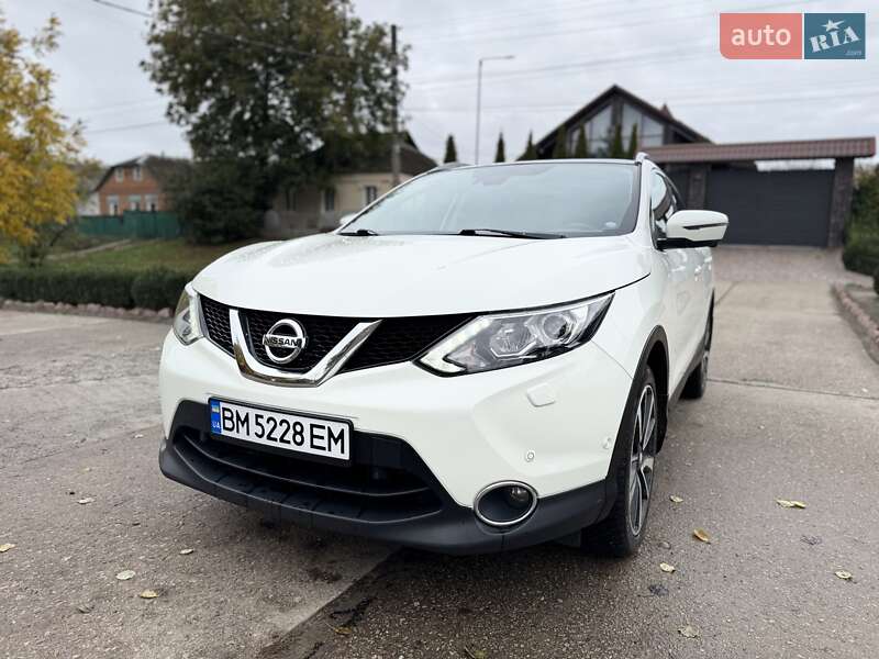 Позашляховик / Кросовер Nissan Qashqai 2017 в Сумах