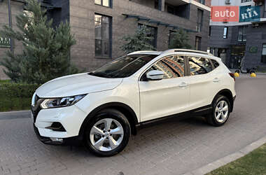 Внедорожник / Кроссовер Nissan Qashqai 2019 в 