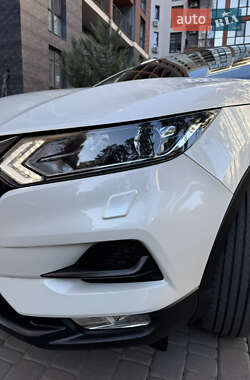Внедорожник / Кроссовер Nissan Qashqai 2019 в 