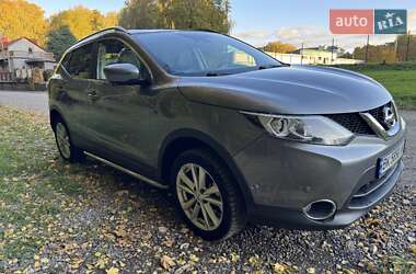 Внедорожник / Кроссовер Nissan Qashqai 2016 в 