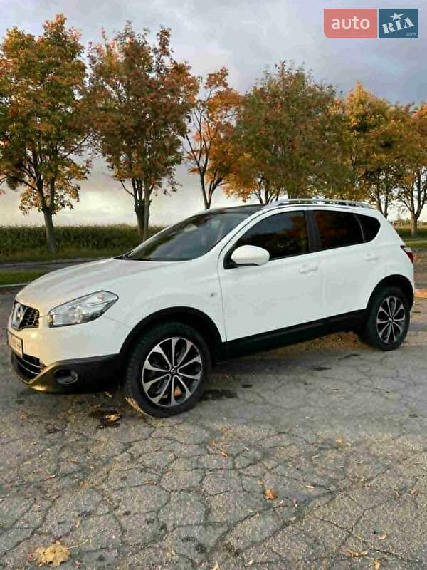 Внедорожник / Кроссовер Nissan Qashqai 2012 в Владимире