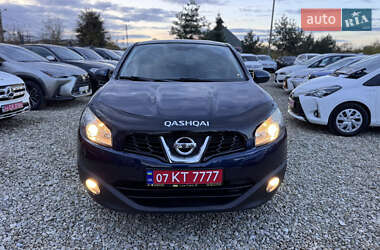 Внедорожник / Кроссовер Nissan Qashqai 2010 в 
