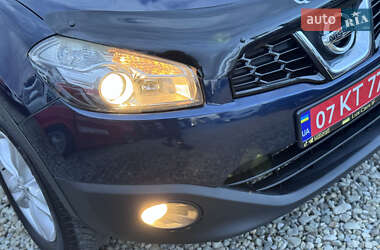 Внедорожник / Кроссовер Nissan Qashqai 2010 в 