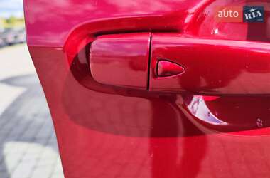 Внедорожник / Кроссовер Nissan Qashqai 2015 в 
