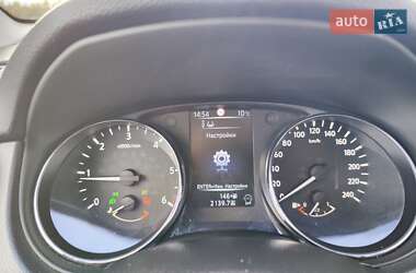Внедорожник / Кроссовер Nissan Qashqai 2015 в 