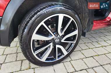 Внедорожник / Кроссовер Nissan Qashqai 2015 в 