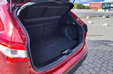 Внедорожник / Кроссовер Nissan Qashqai 2015 в 