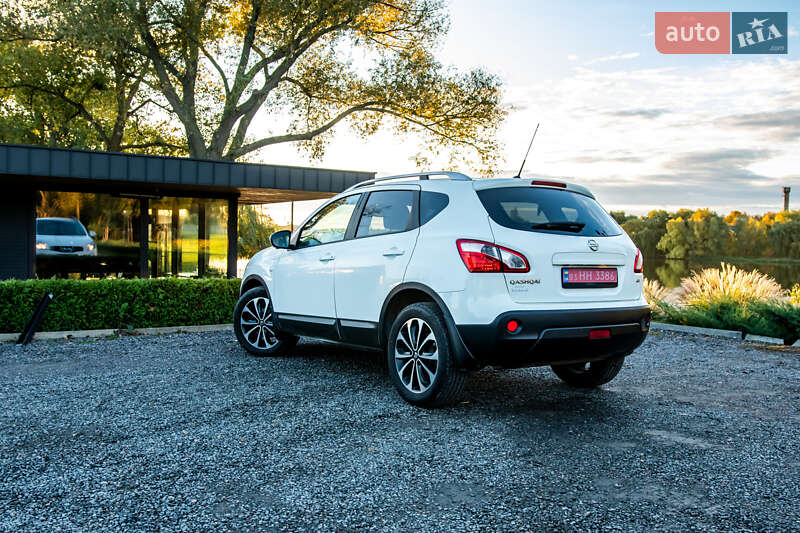 Внедорожник / Кроссовер Nissan Qashqai 2012 в Умани