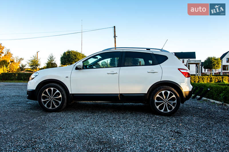 Внедорожник / Кроссовер Nissan Qashqai 2012 в Умани