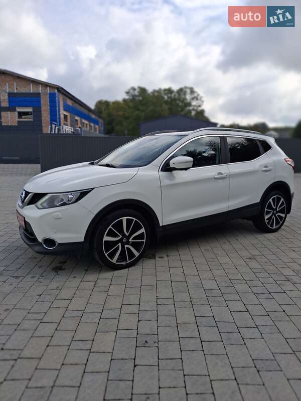 Внедорожник / Кроссовер Nissan Qashqai 2014 в Львове