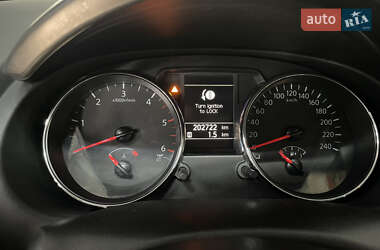 Внедорожник / Кроссовер Nissan Qashqai 2013 в 
