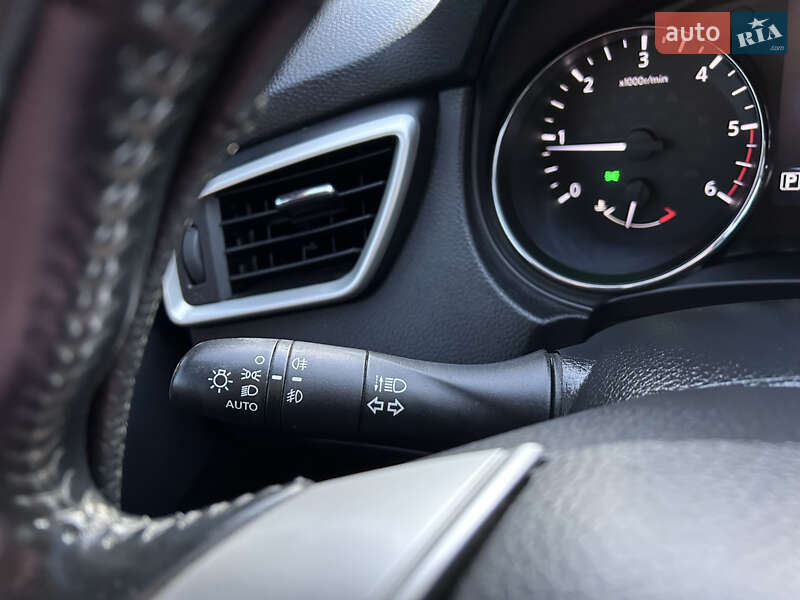 Внедорожник / Кроссовер Nissan Qashqai 2015 в Первомайске фото 16 Внедорожник / Кроссовер Nissan Qashqai 2015 в Первомайске