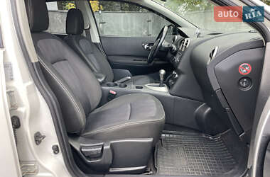 Внедорожник / Кроссовер Nissan Qashqai 2012 в 