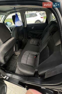Внедорожник / Кроссовер Nissan Qashqai 2011 в 