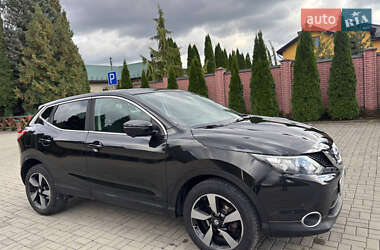 Позашляховик / Кросовер Nissan Qashqai 2016 в 