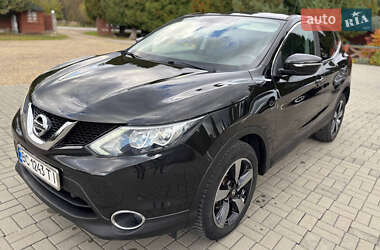Позашляховик / Кросовер Nissan Qashqai 2016 в 