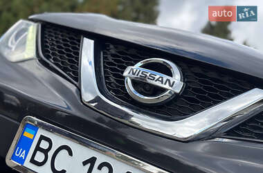 Позашляховик / Кросовер Nissan Qashqai 2016 в 
