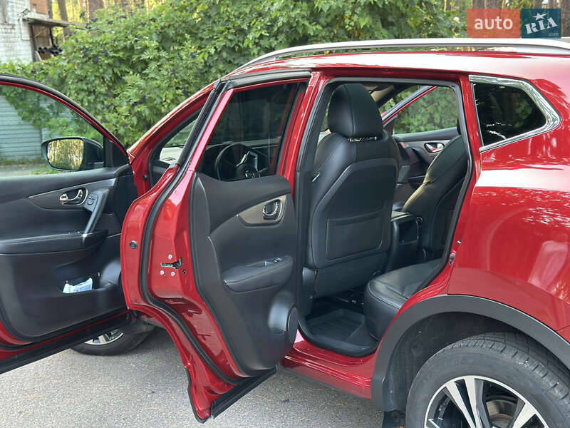 Позашляховик / Кросовер Nissan Qashqai 2018 в Черкасах