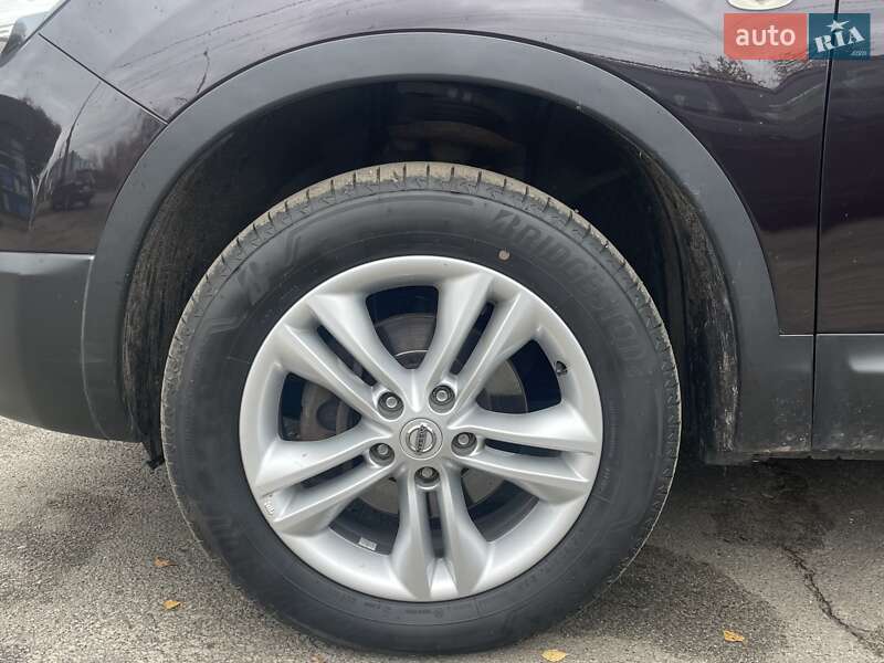 Внедорожник / Кроссовер Nissan Qashqai 2010 в Сумах