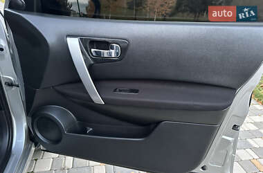 Позашляховик / Кросовер Nissan Qashqai 2007 в 