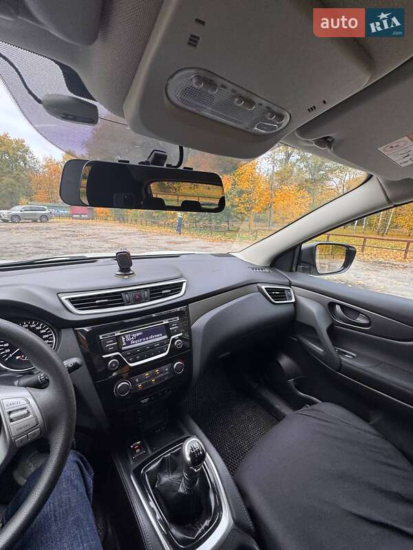Внедорожник / Кроссовер Nissan Qashqai 2017 в Сумах