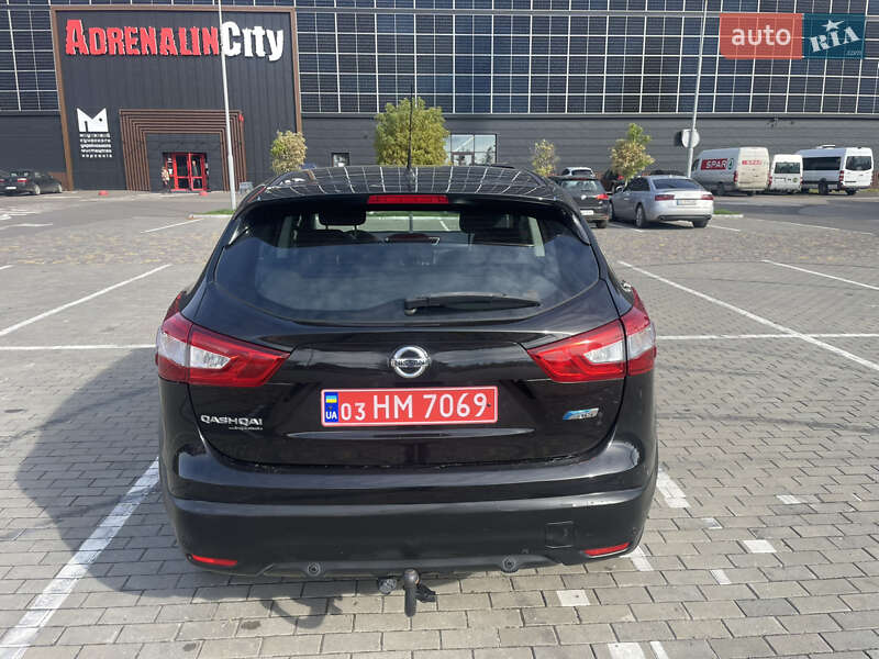 Позашляховик / Кросовер Nissan Qashqai 2014 в Луцьку