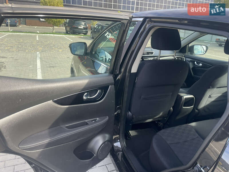 Позашляховик / Кросовер Nissan Qashqai 2014 в Луцьку