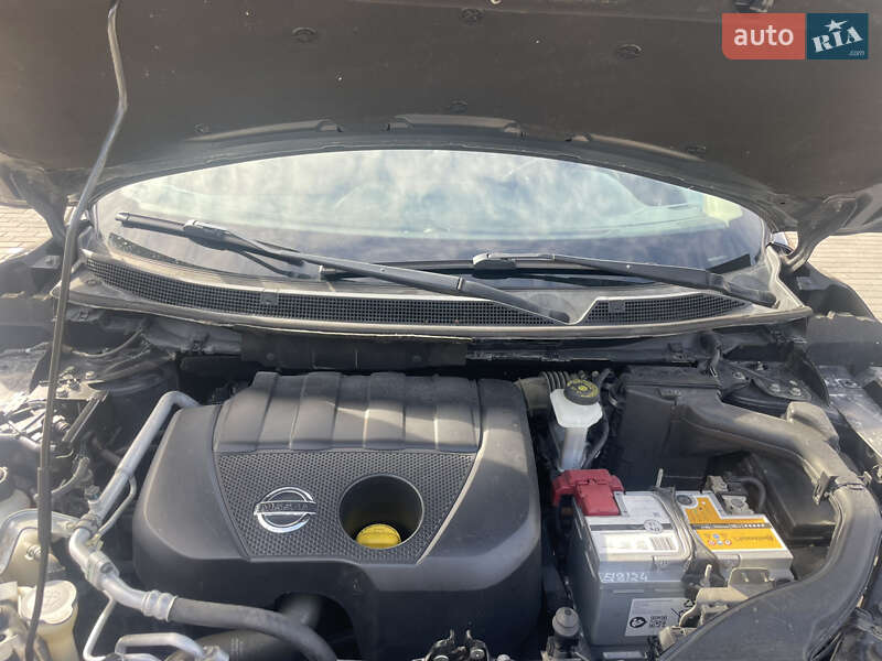 Позашляховик / Кросовер Nissan Qashqai 2014 в Луцьку