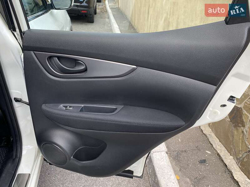 Позашляховик / Кросовер Nissan Qashqai 2020 в Харкові фото 32 Позашляховик / Кросовер Nissan Qashqai 2020 в Харкові