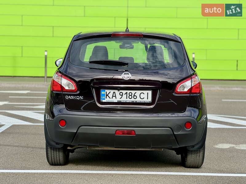 Позашляховик / Кросовер Nissan Qashqai 2013 в Києві фото 18 Позашляховик / Кросовер Nissan Qashqai 2013 в Києві