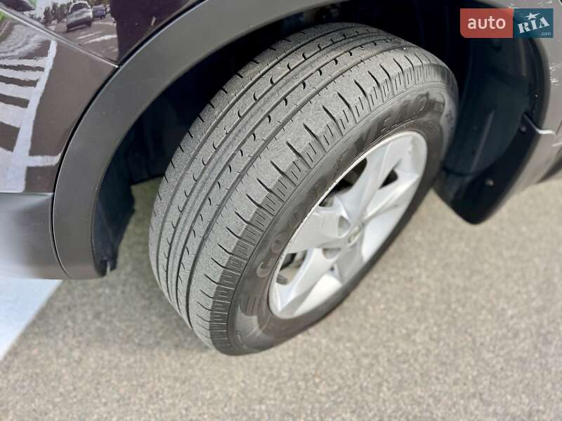 Позашляховик / Кросовер Nissan Qashqai 2013 в Києві фото 28 Позашляховик / Кросовер Nissan Qashqai 2013 в Києві