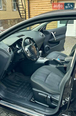 Внедорожник / Кроссовер Nissan Qashqai 2011 в 