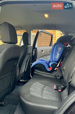 Внедорожник / Кроссовер Nissan Qashqai 2011 в 