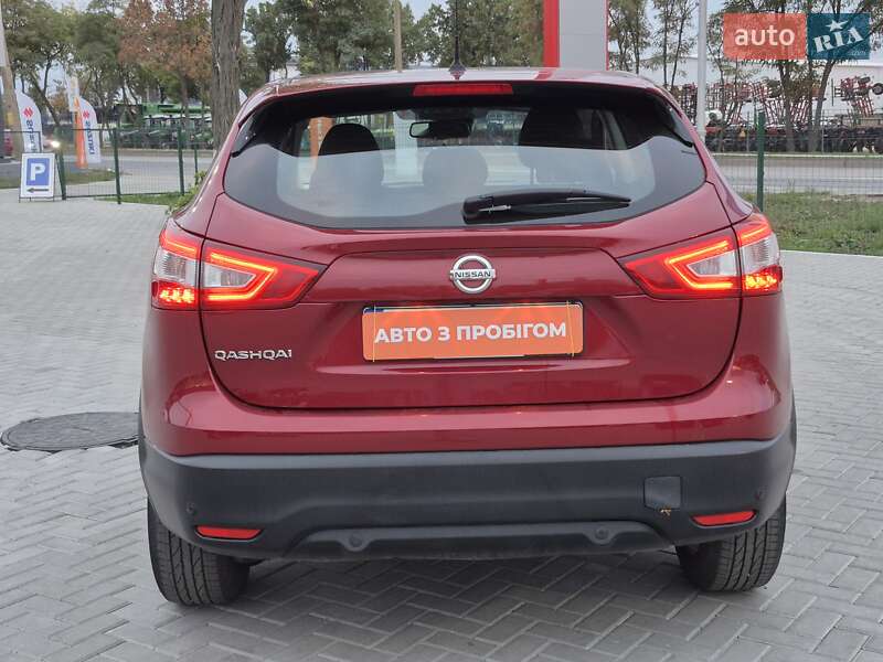 Внедорожник / Кроссовер Nissan Qashqai 2016 в Кропивницком