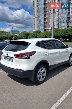 Внедорожник / Кроссовер Nissan Qashqai 2020 в 