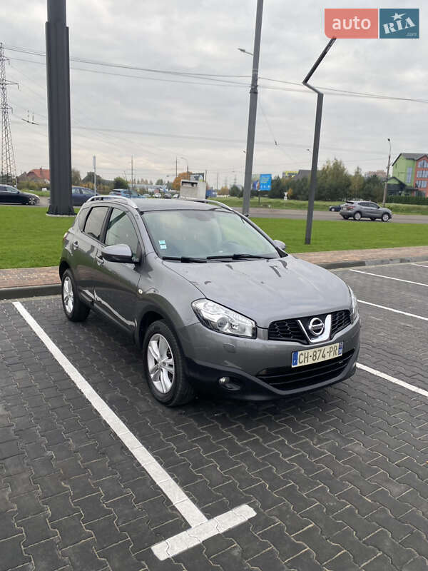 Внедорожник / Кроссовер Nissan Qashqai 2012 в Луцке фото 9 Внедорожник / Кроссовер Nissan Qashqai 2012 в Луцке