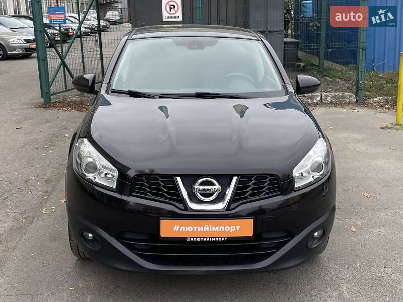 Внедорожник / Кроссовер Nissan Qashqai 2010 в Сумах